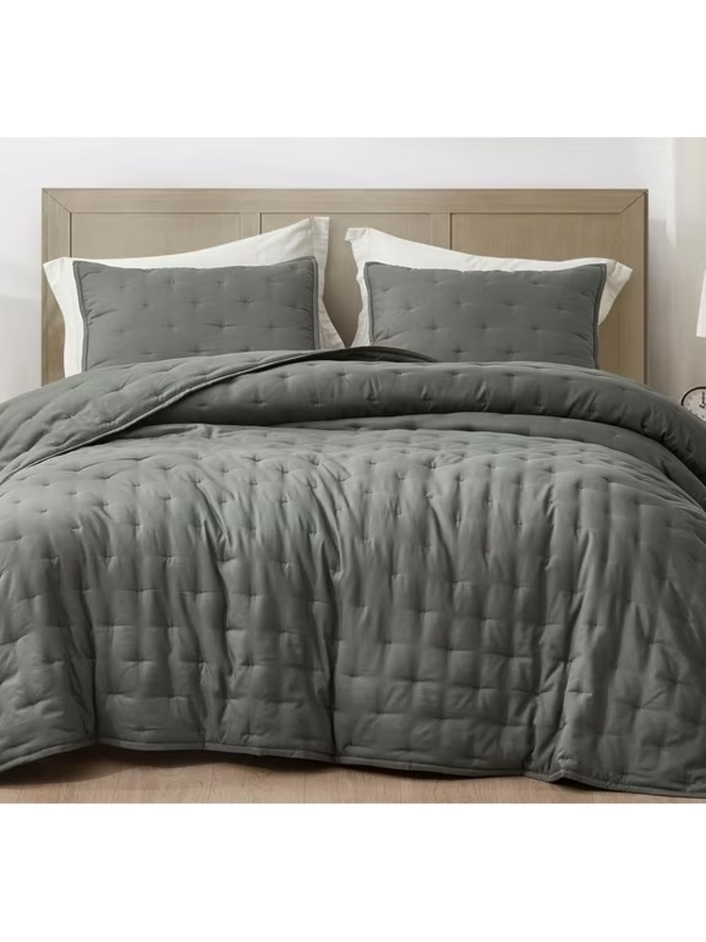 Gray Quilted oversized king 3 piece quilt Set